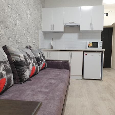 Apart Hotel Malinovskogo Charkov Buitenkant foto